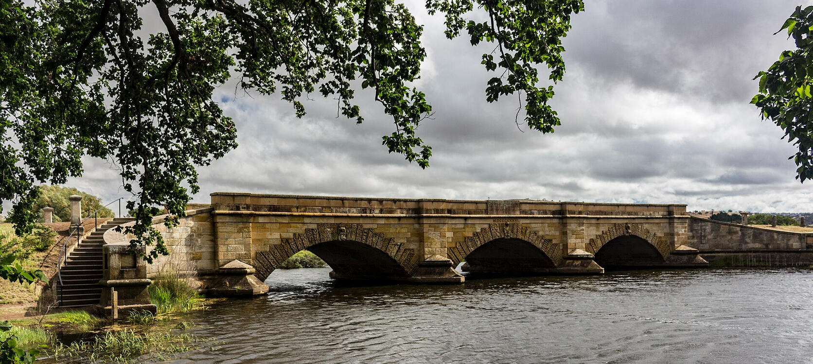 By Steven Penton from Bakers Beach, Tasmania Australia - Ross, Tasmania, CC BY 2.0, https://commons.wikimedia.org/w/index.php?curid=64467513